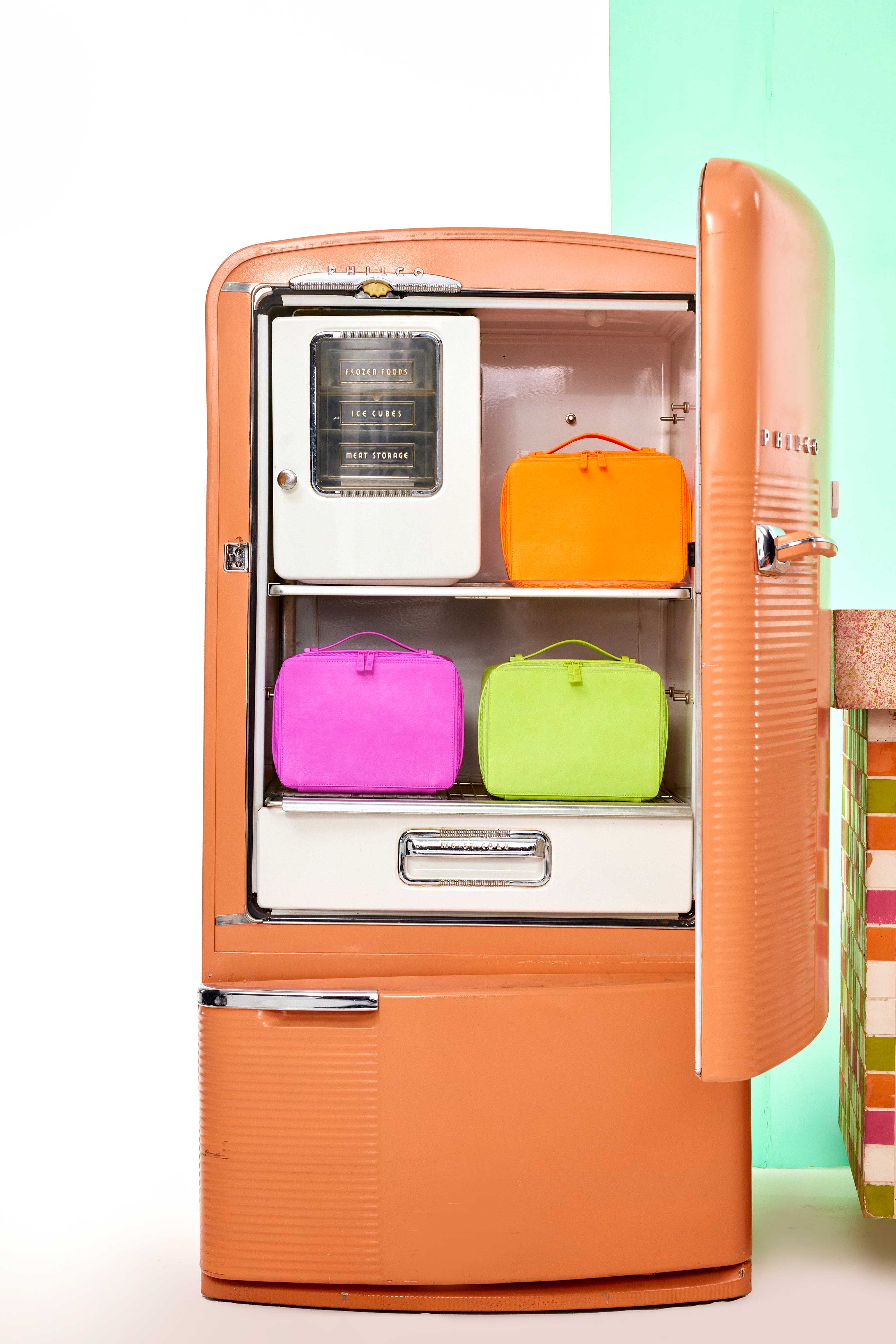 The Cosmetic Case in Citron - Image 7