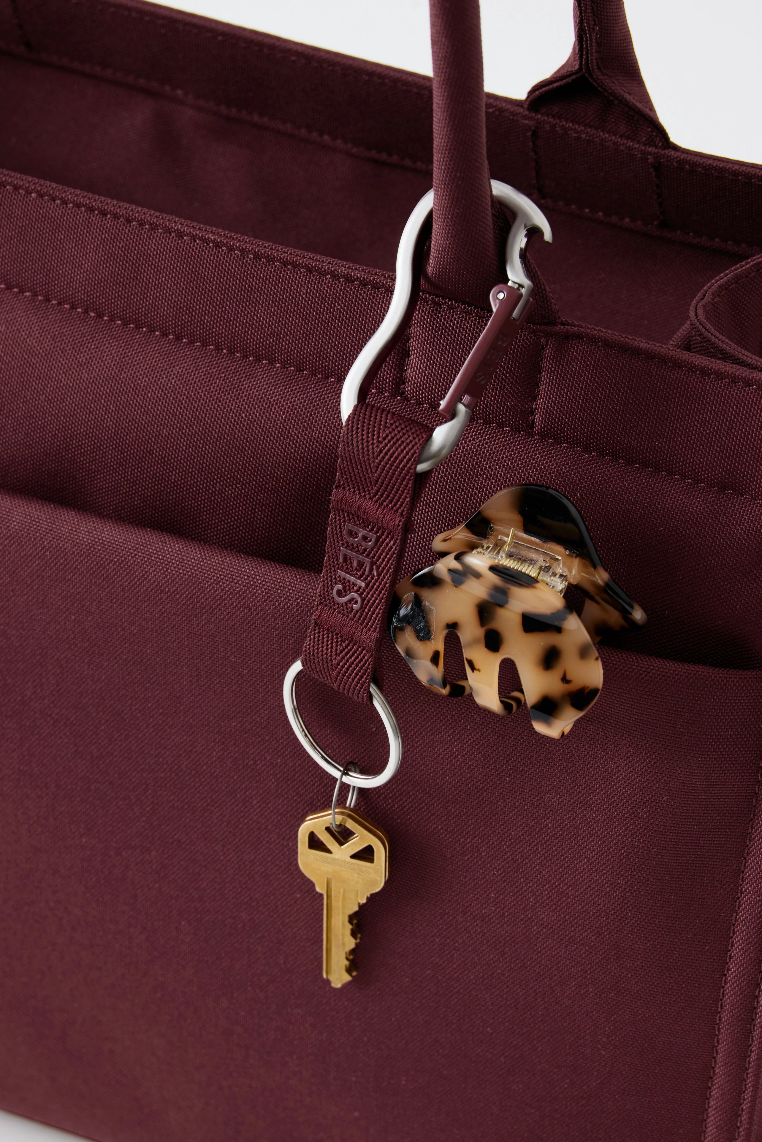 The Carabiner in Burgundy - Image 2