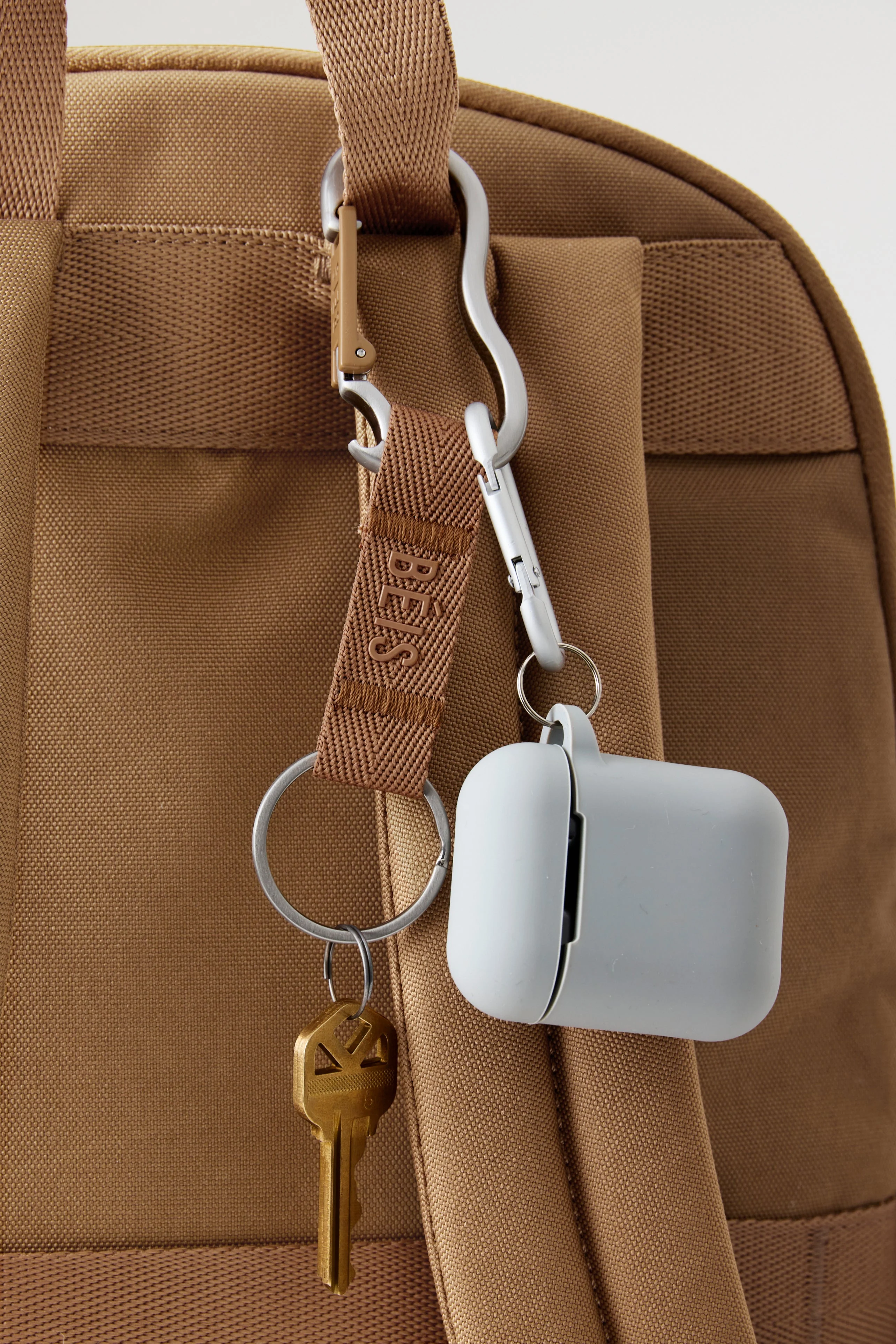 The Carabiner in Camel - Image 2