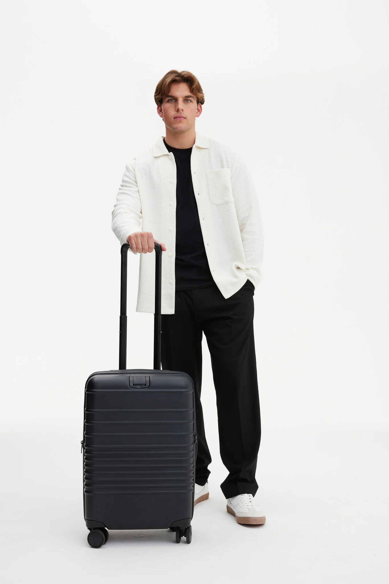 The Carry-On Roller in All Black - Image 5
