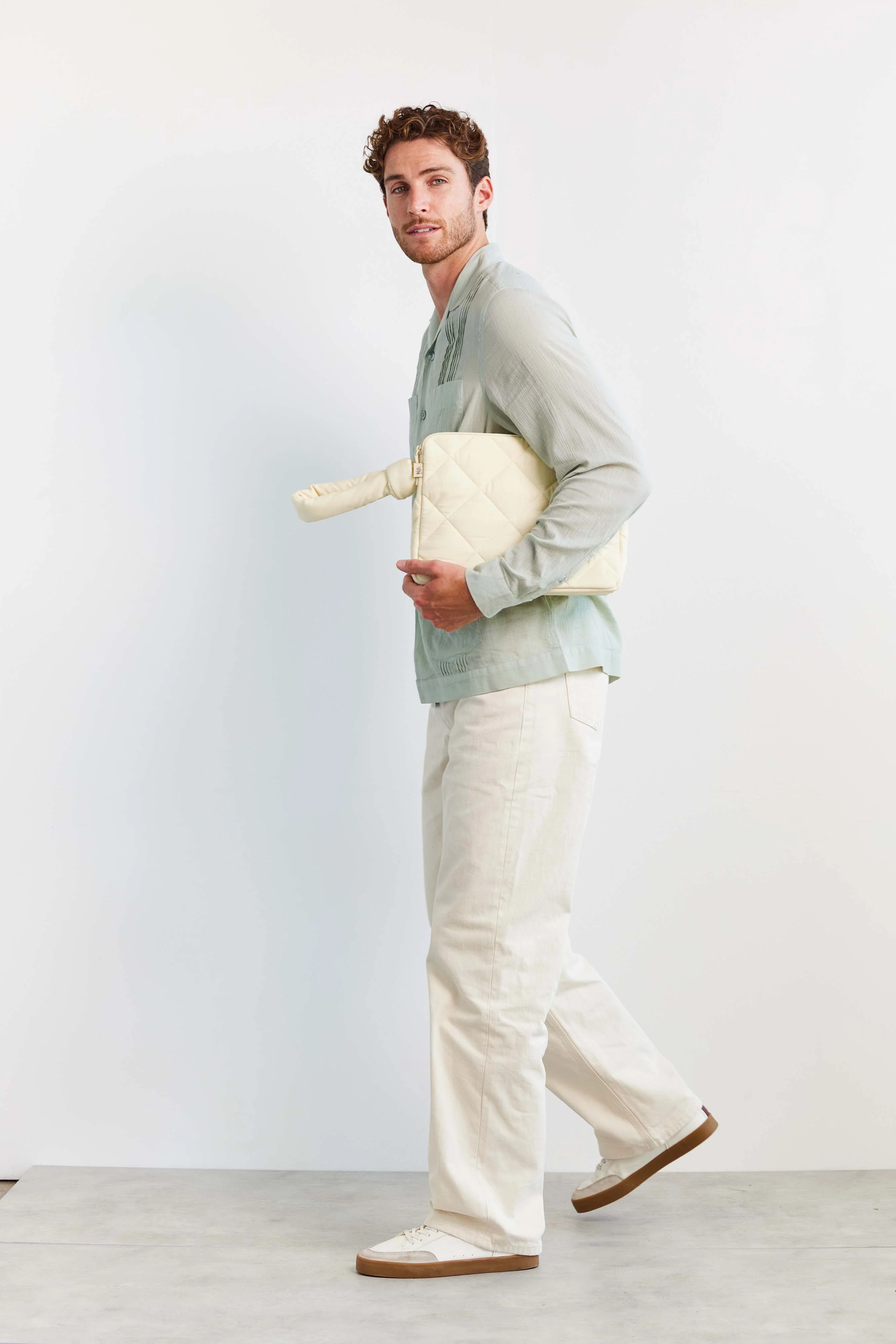 The Clutch in Garden Party - Image 13