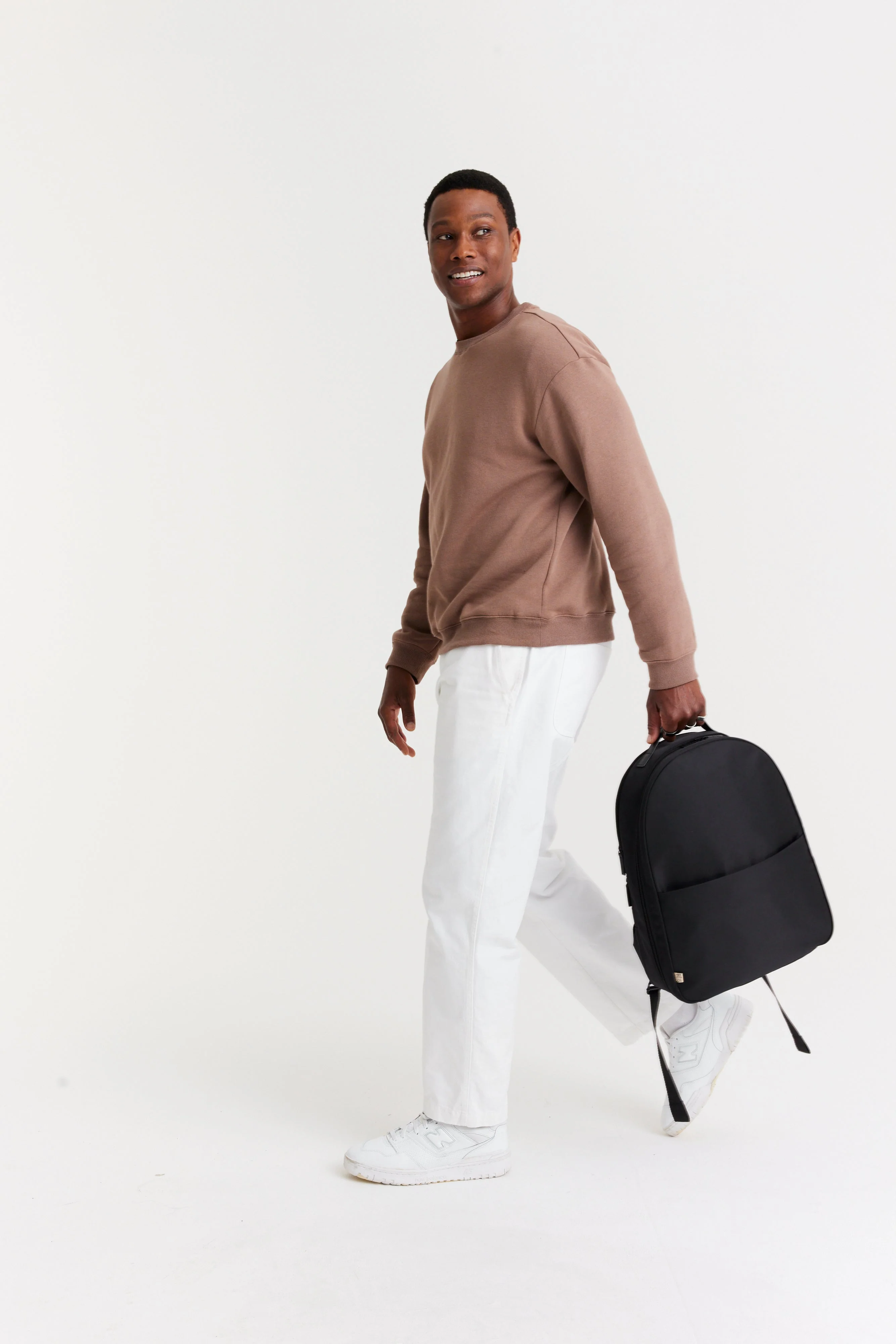 The Commuter Backpack in Black - Image 10