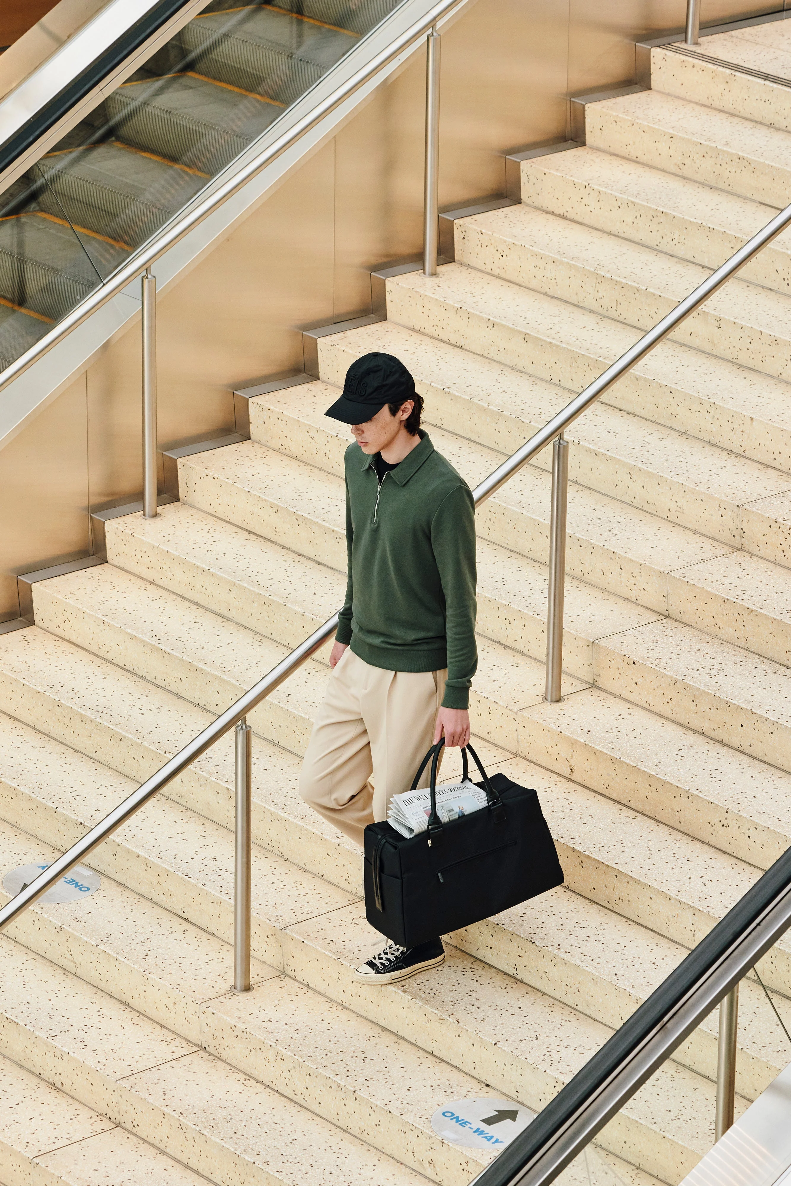 The Commuter Duffle in Black - Image 15