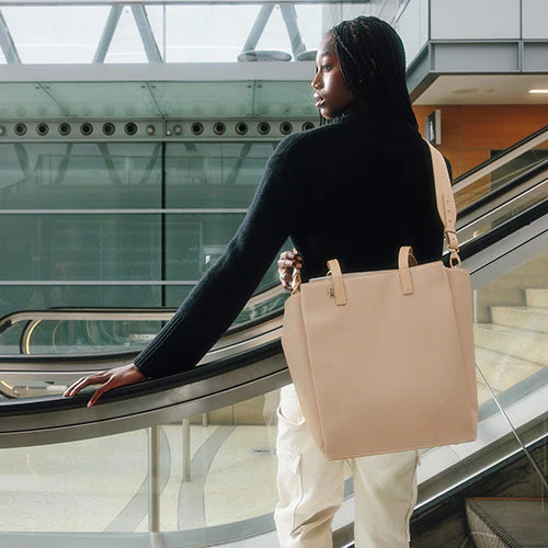 The Commuter Tote in Beige - Image 20