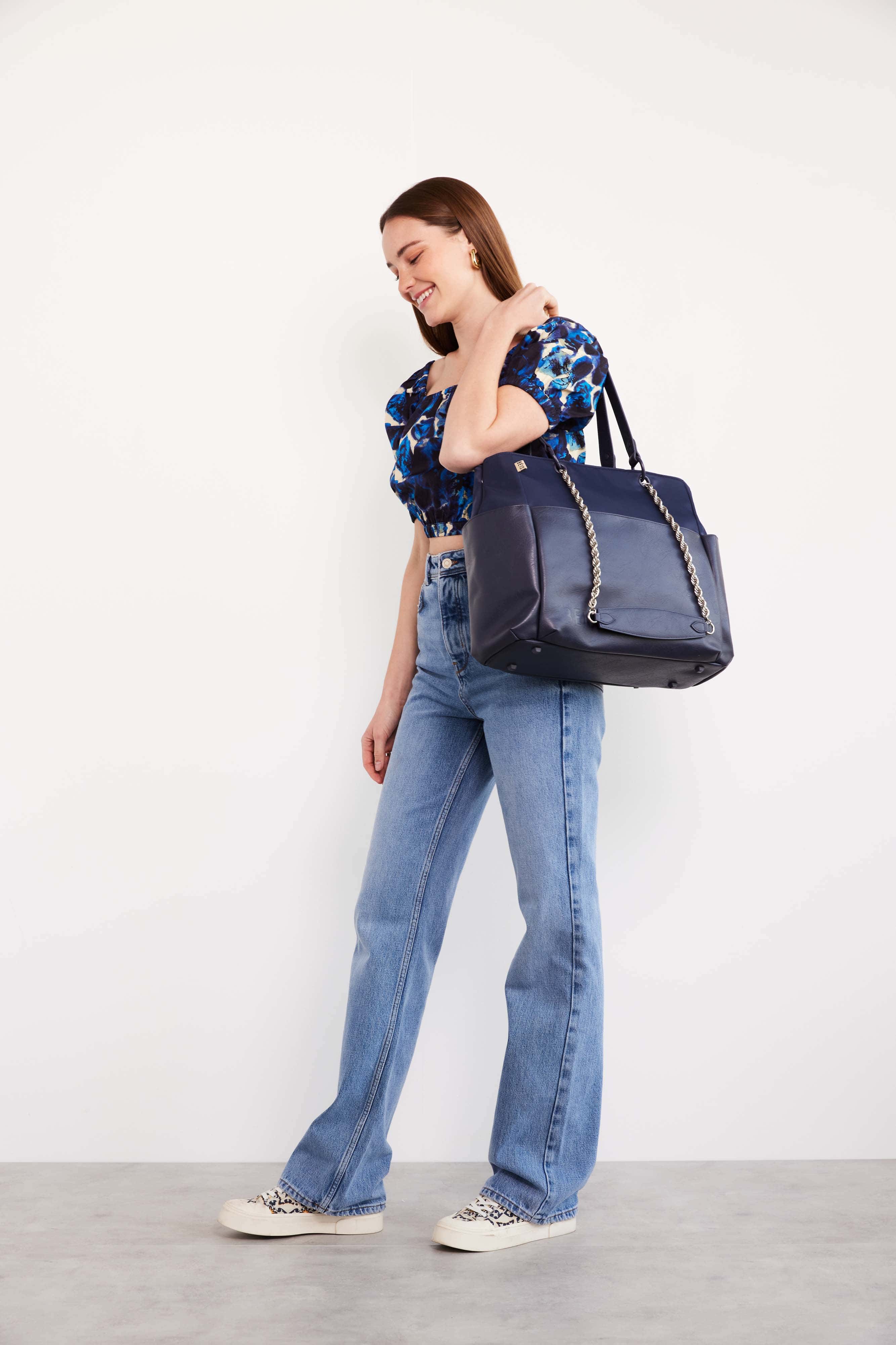 The Diaper Bag in Navy - Image 5