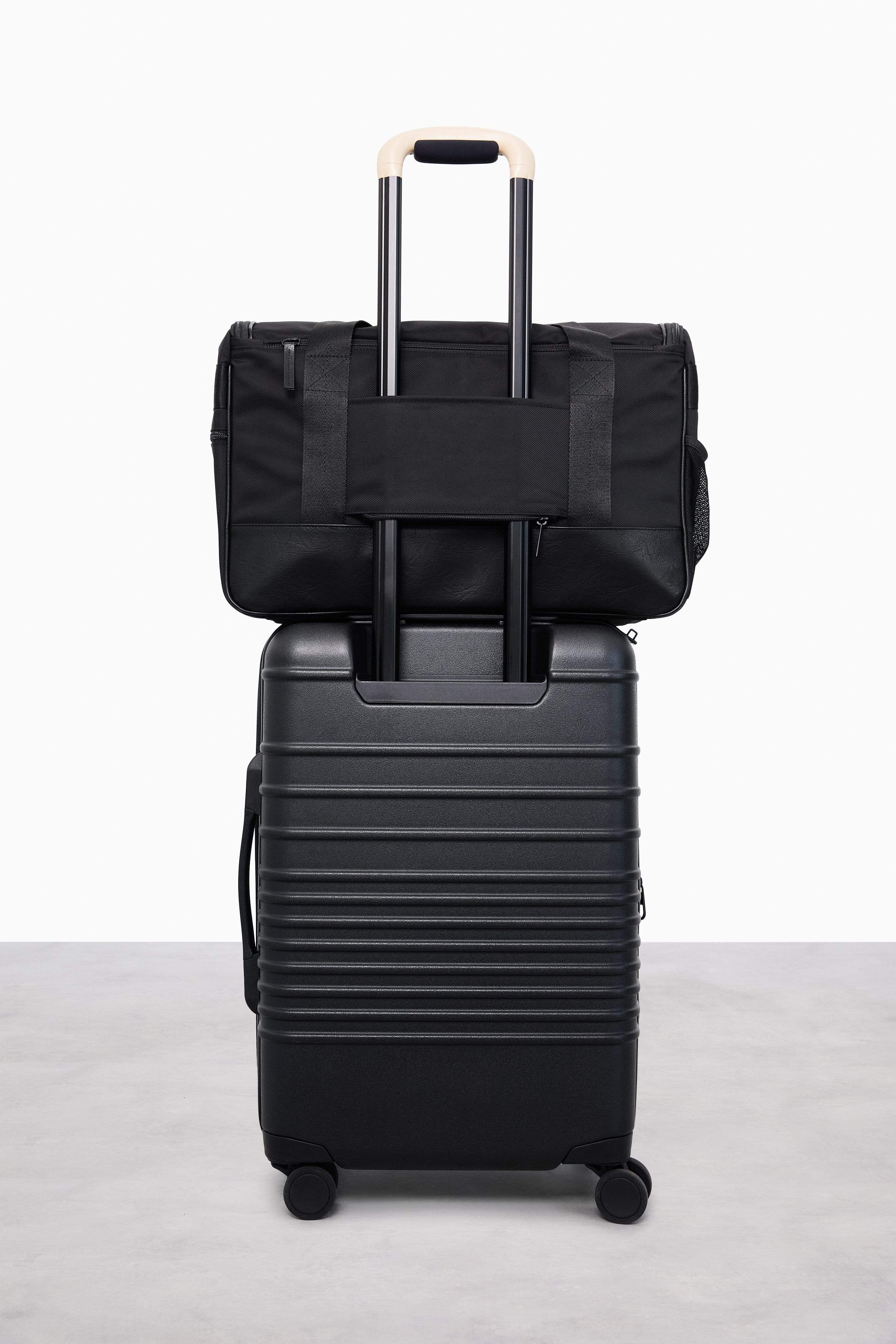 The Hanging Duffle in Black - Image 8