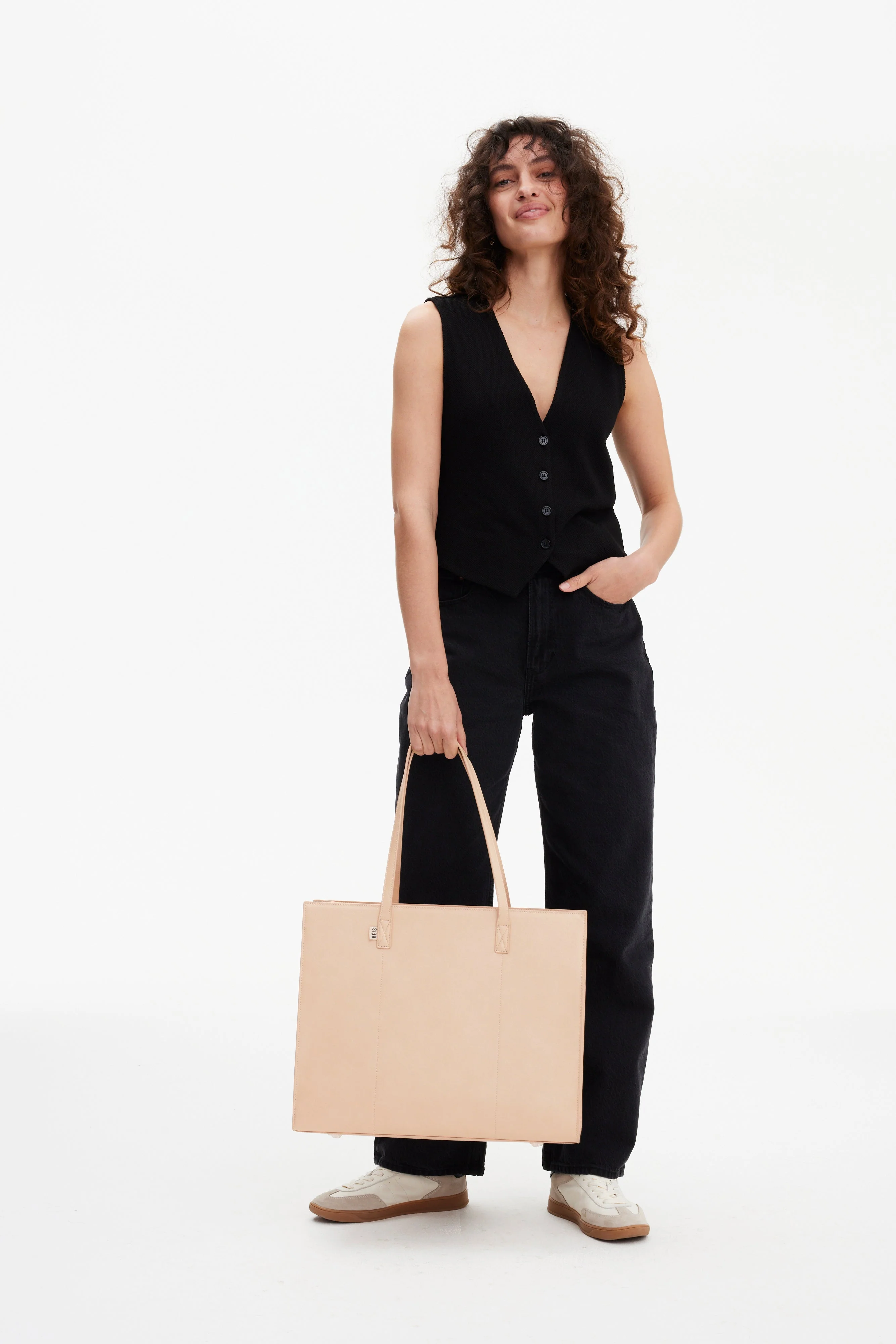 The Large Work Tote in Beige - Image 5