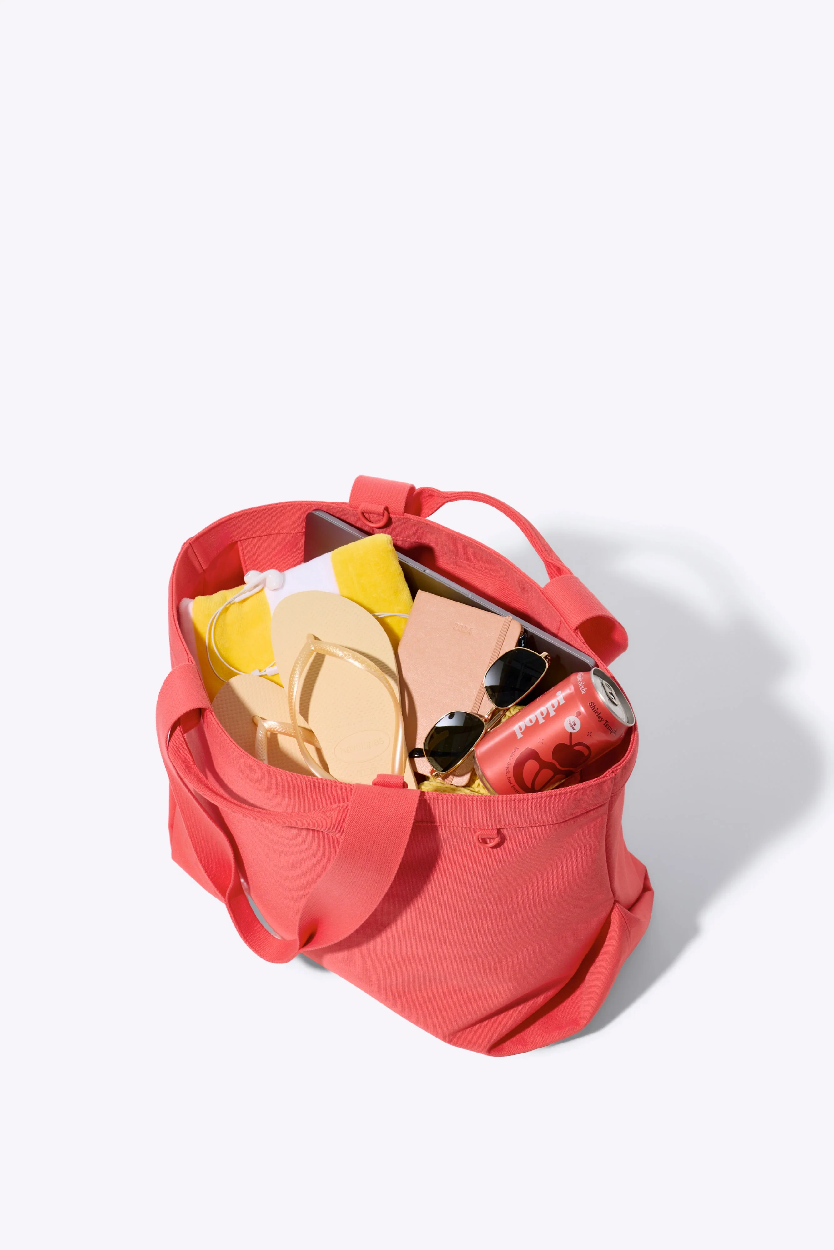 BÉIS x poppi The Travel Tote in Fruit Punch - Image 3